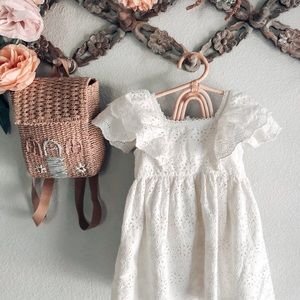 Zara darling Off White Flowy Flutter Sleeve Toddler Dress 12-18